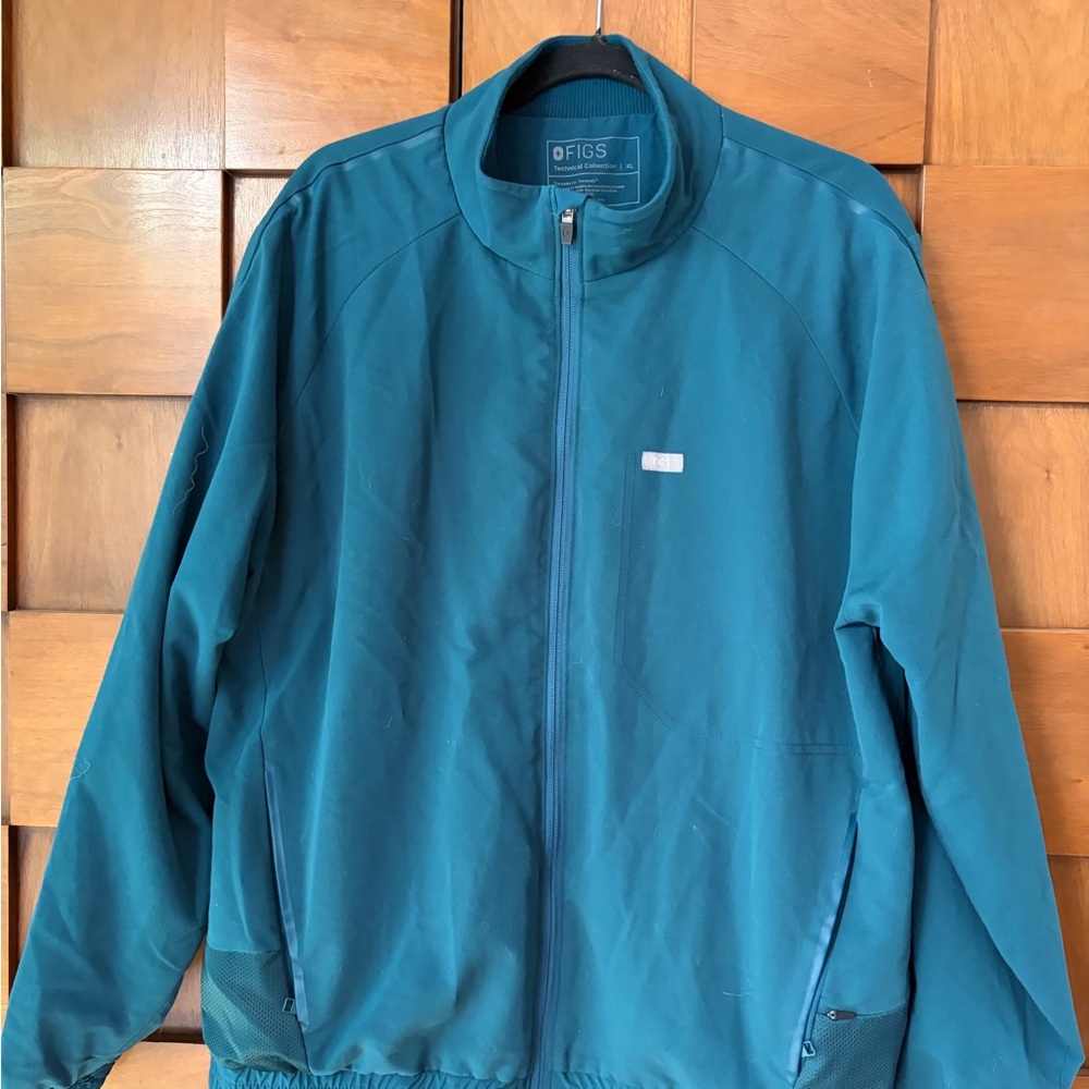 Figs Men's Teal Performance Jacket